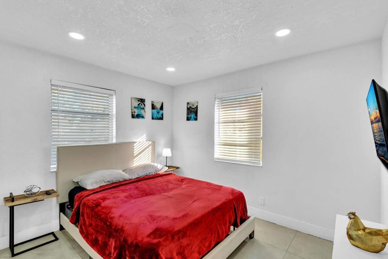 2 Bdrm Modern House Mins From Beach & Casino Hb1 Hallandale Beach Dış mekan fotoğraf