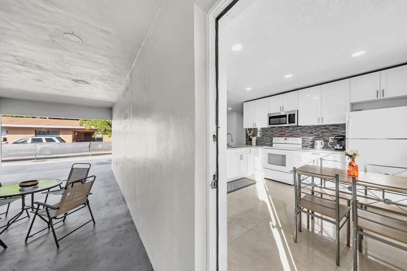 2 Bdrm Modern House Mins From Beach & Casino Hb1 Hallandale Beach Dış mekan fotoğraf
